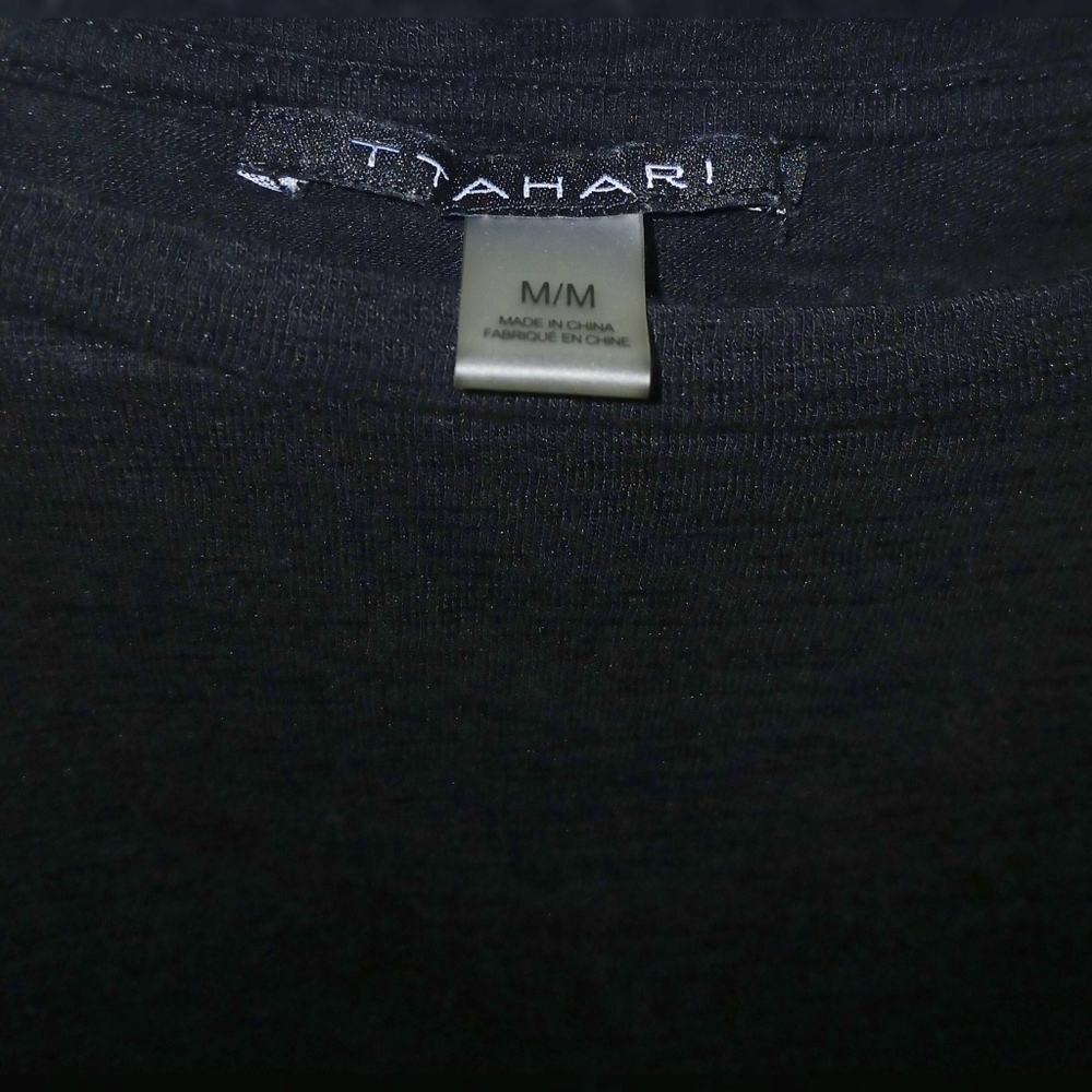 T Tahari Eyelet Sleeve Top M - Picture 4 of 4